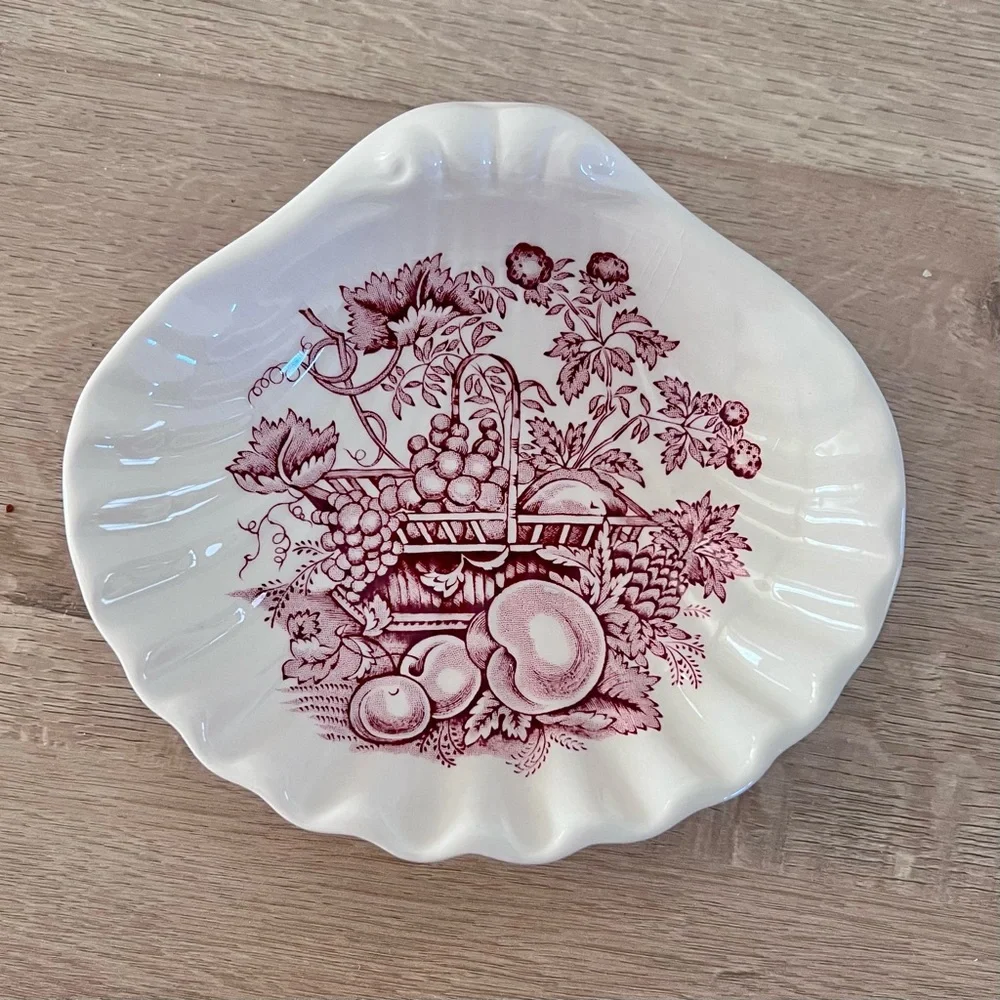 Mason's Ironstone‎ Made in England Stratford “Fruit Basket” Shell Dish